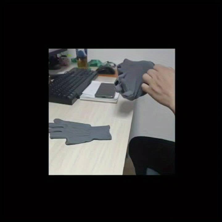 1 Pair Gray Warm Gloves