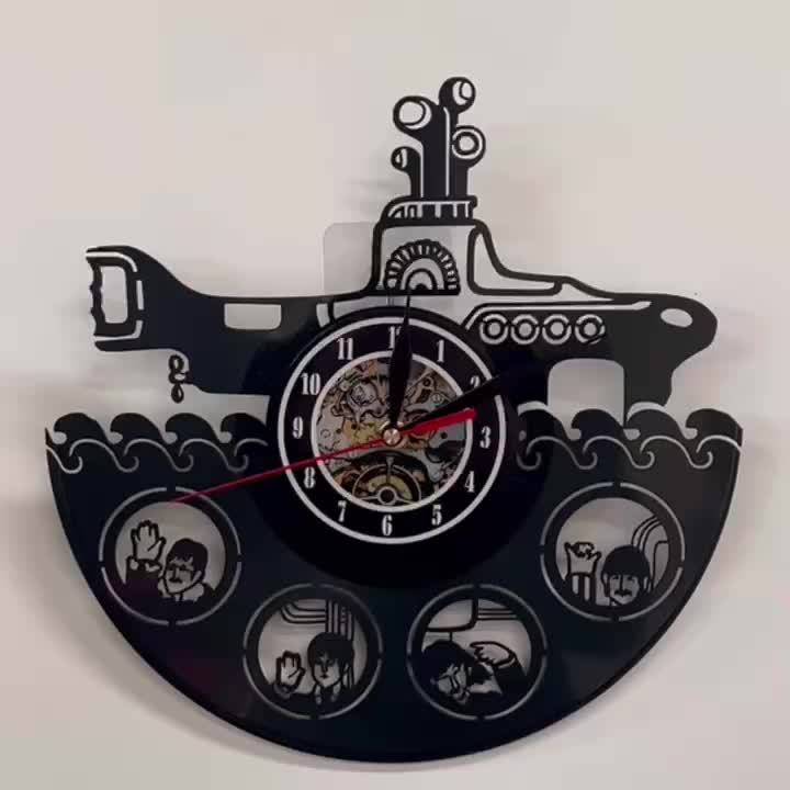1pc silent vinyl wall clock suitable for multiple scenes in the kitchen living room bedroom