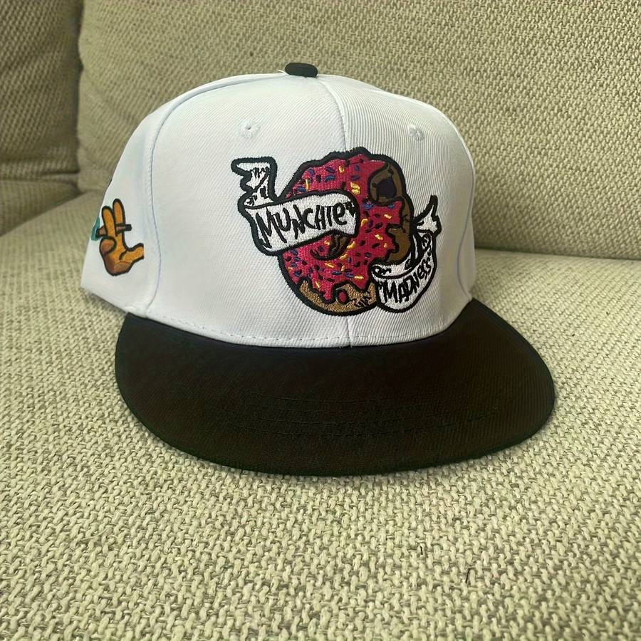 New Hip-Hop Style Embroidered Fashion Hat