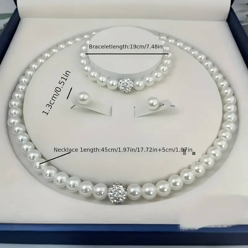 1 necklace + 1 bracelet + 2 earrings. Elegant and minimalist faux Imitation Pearl jewelry set