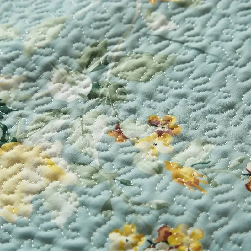 Patchwork Floral European Style Thin Bedspread Set 173cm*229cm