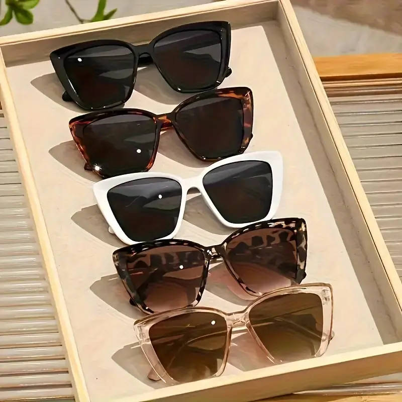 5 Piece Woman Sunglasses, Assorted Colours