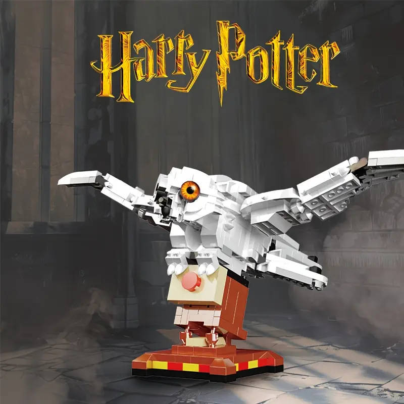 WB Harry Potter Themed Owl Snowy Owl Building Blocks Set Enhances