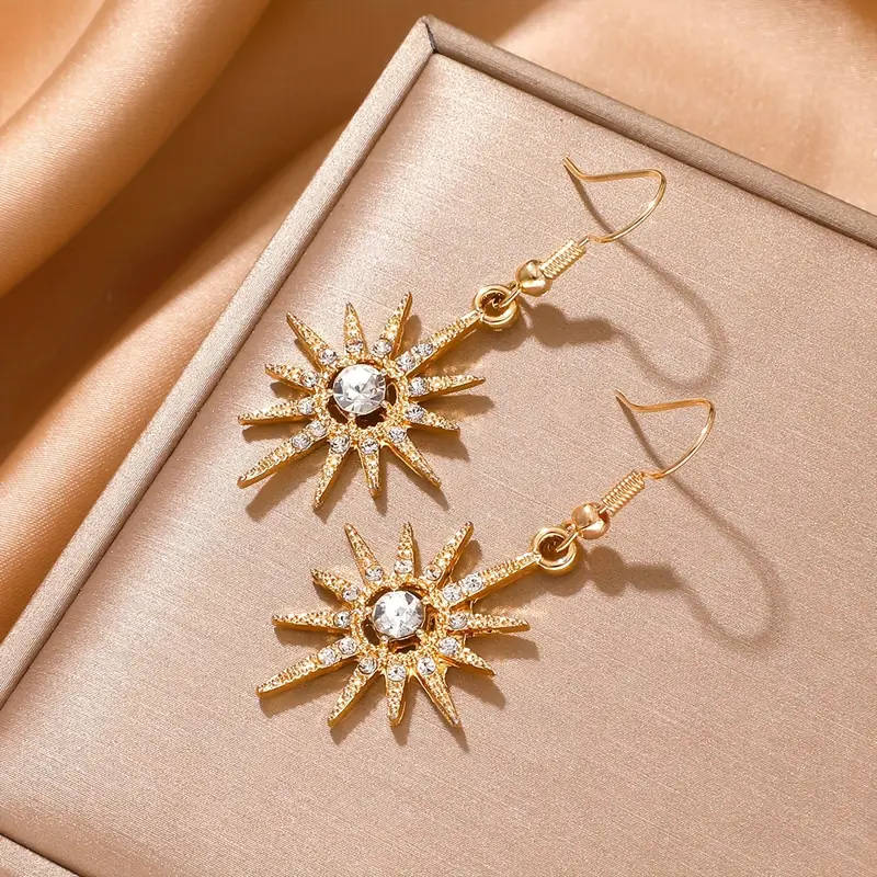 Elegant 4 pieces Sun Pendant Jewelry Set with Luxurious Rhinestones