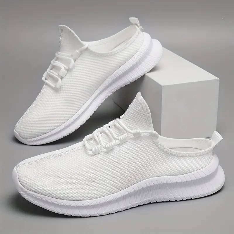 Mens Casual Athletic Shoes - Breathable Mesh Fabric, Low-Top Lace-Up Shoes SIZE UK 9