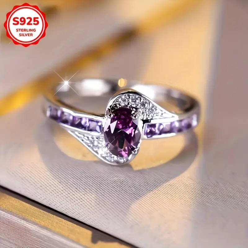 925 Silver Elegant Ring Adorned with Sparkling Cubic Synthetic Zirconia