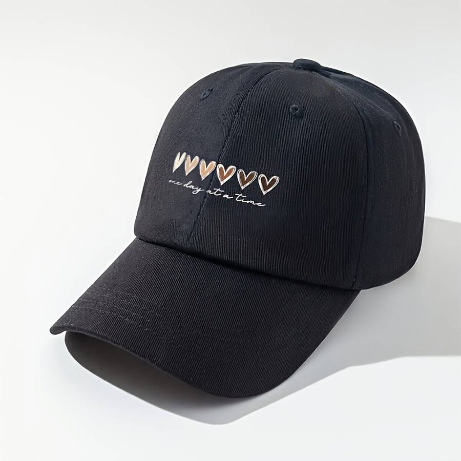 Heart Printed Baseball Cap Breathable Adjustable Golf Hat with Curved Brim Summer Fashion Sun