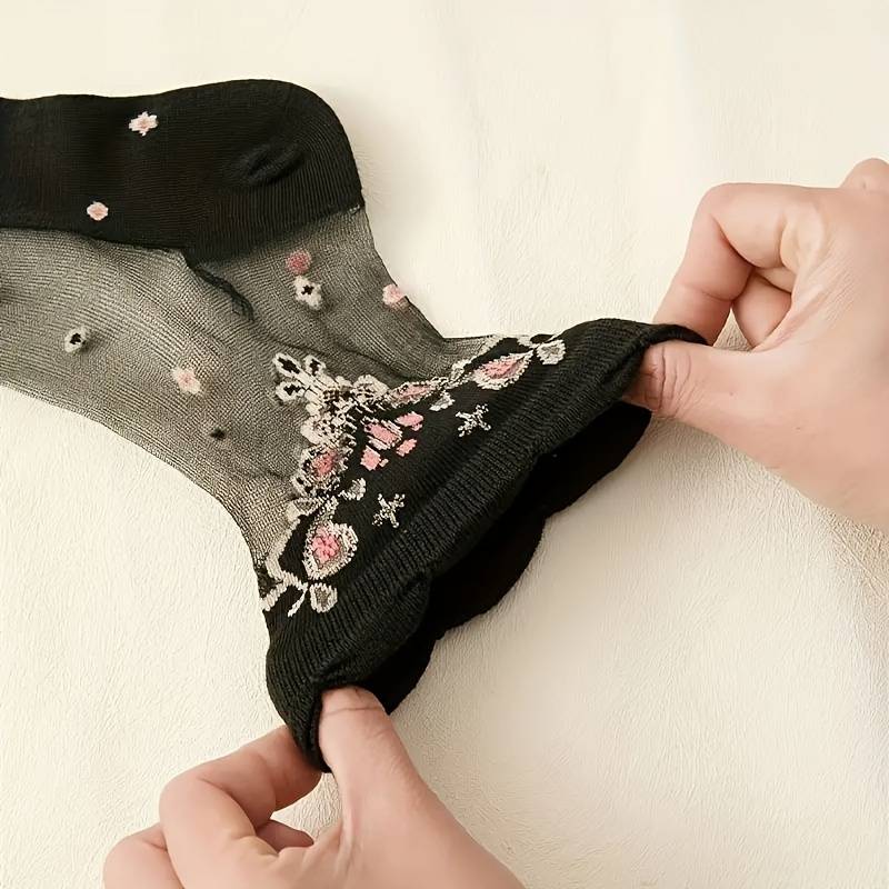 5 Pairs Of Mixed Colors Asian One Size High Elastic Socks