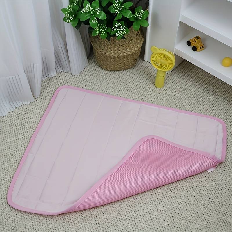 1piece Blue Cooling Pad 150.01X100.0cm