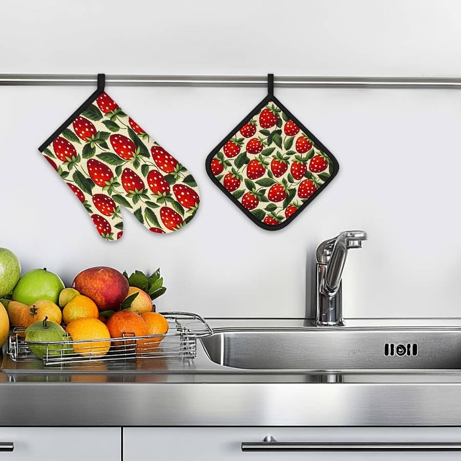 2pcs Vintage Strawberry Kitchen Mitts Pot Holders Set Heat Resistant Microwave Gloves Pa