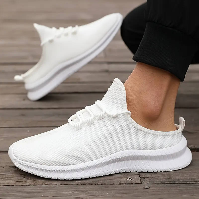 Mens Casual Athletic Shoes - Breathable Mesh Fabric, Low-Top Lace-Up Shoes SIZE UK 9