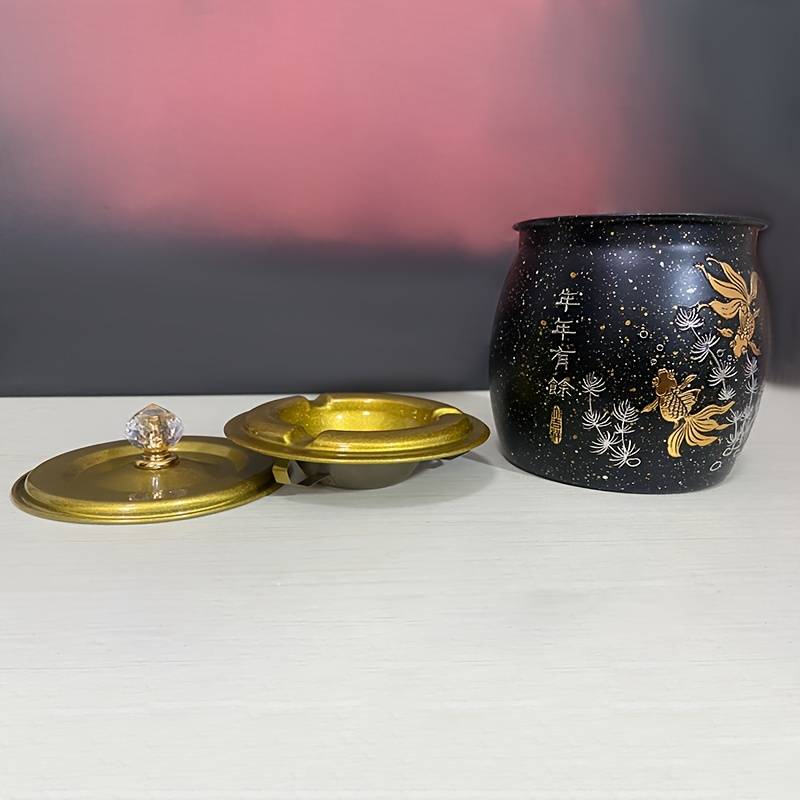 1pc Elegant Stainless Steel Ashtray with Lid Anti-Fly Round Design for Home Living Room Decor