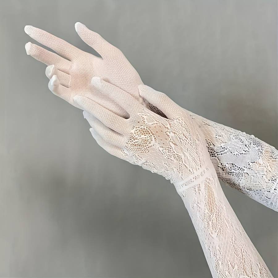 1 Pair White Vintage Long Lace Gloves
