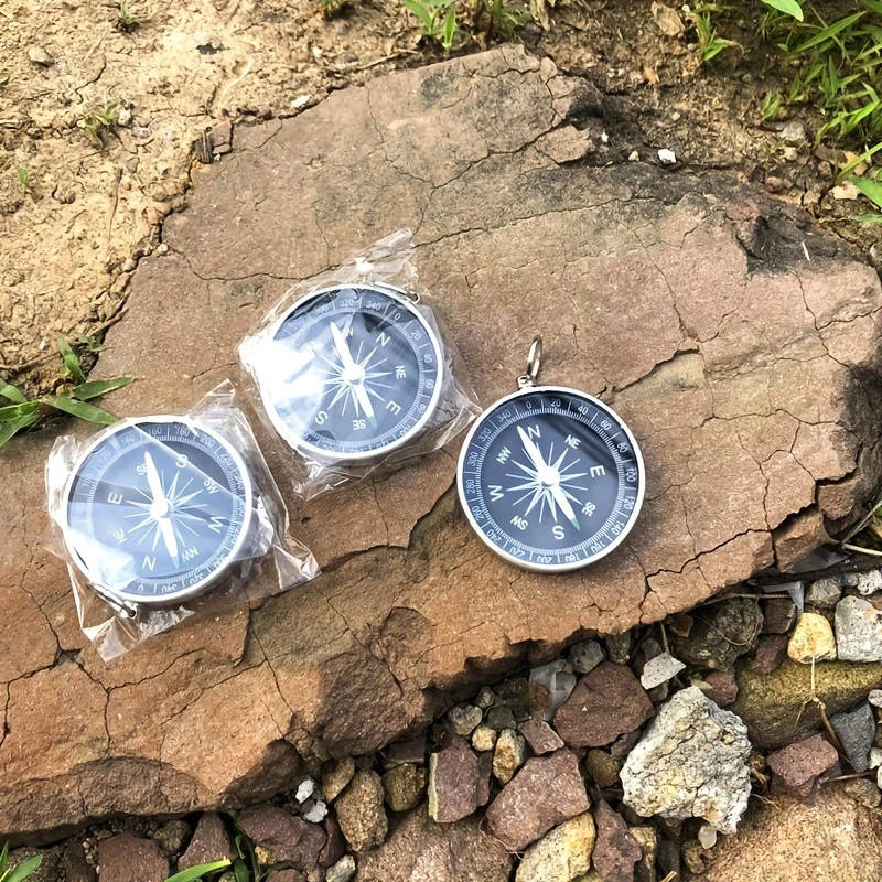 1pc Waterproof Aluminum Alloy Mini Pocket Compass Keychain Multi-Color Design