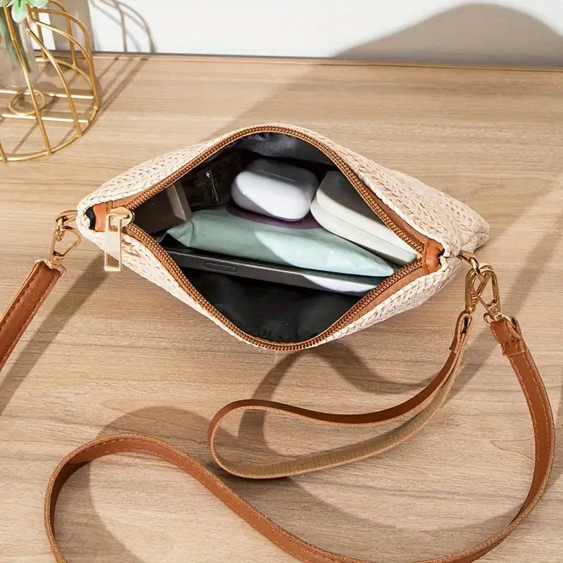 Straw Woven Handbag, Small Lightweight And Safe With Zipper Closure