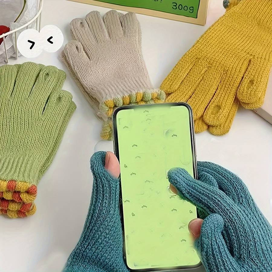 1 Pair Polychrome Size Creamy White Warm Gloves