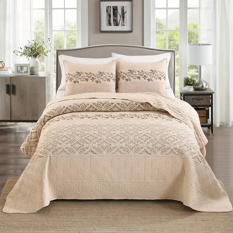 Luxury Three-Piece Bedding Set 173cm*219cm