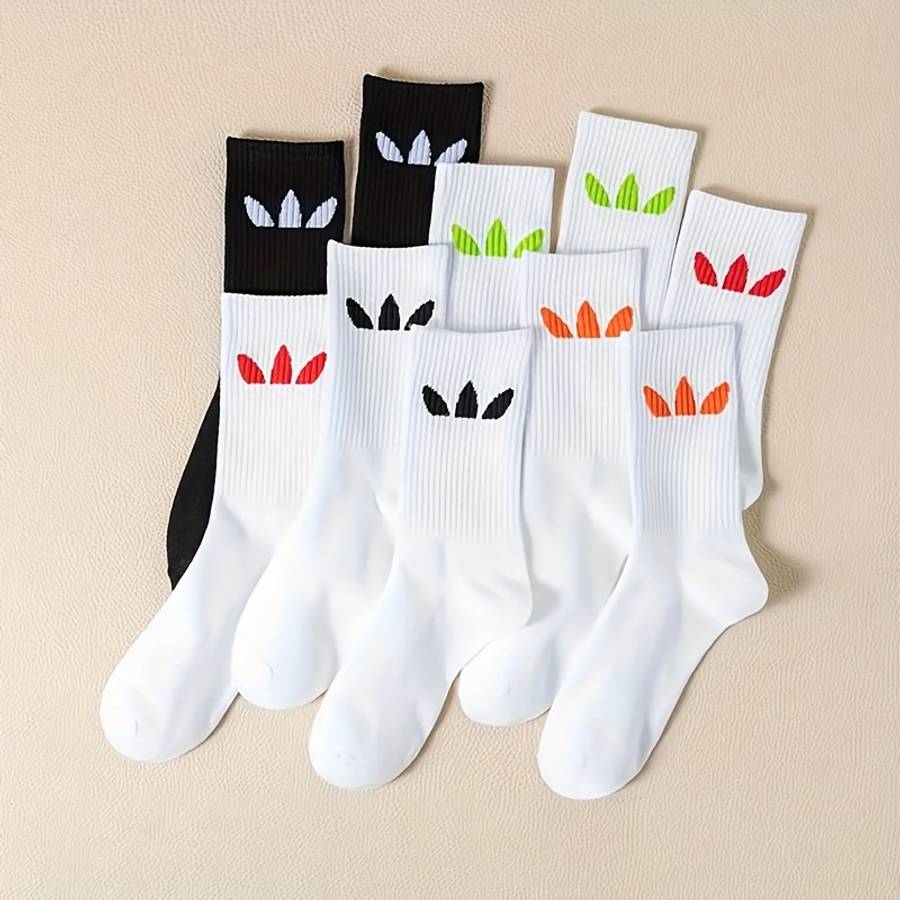 8 Pairs Random One Size High Elastic Socks
