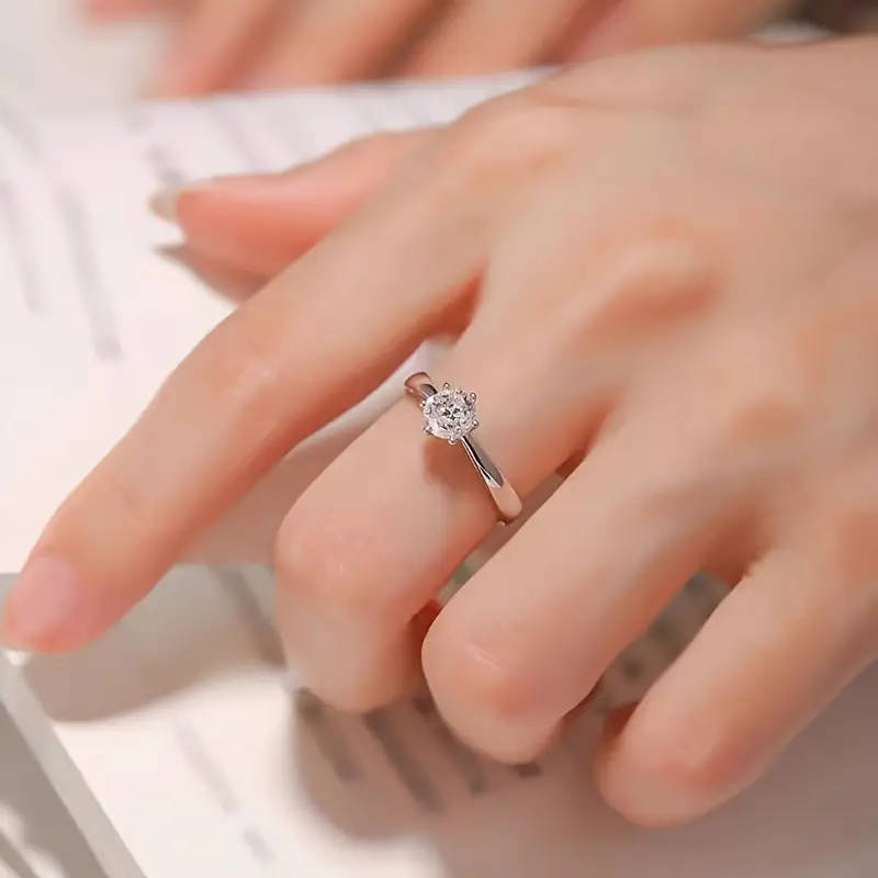 Women's Elegant Adjustable Ring with Sparkling Cubic Zirconia