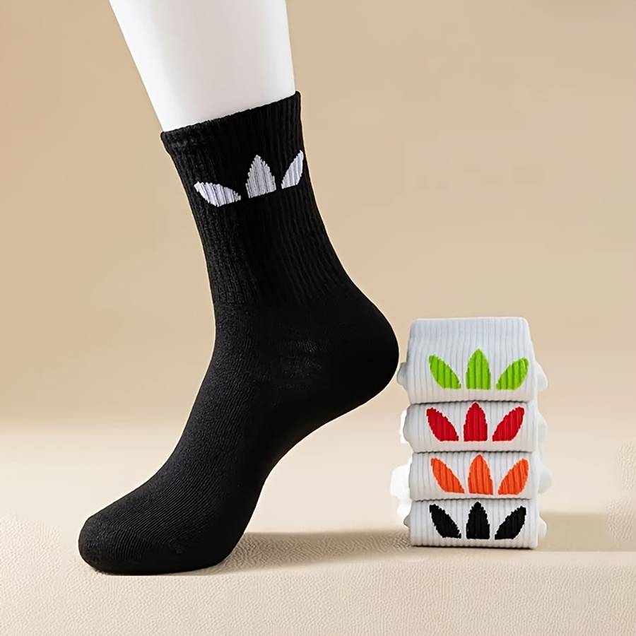 8 Pairs Random One Size High Elastic Socks
