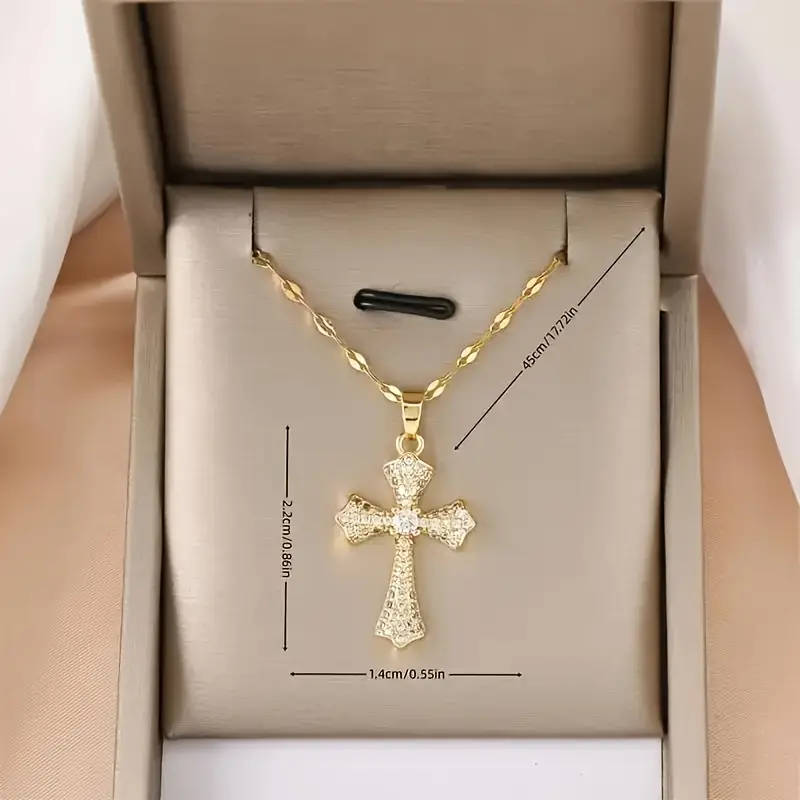 18K Gold-Plated Cross Pendant Necklace with Rhinestone Embellishments