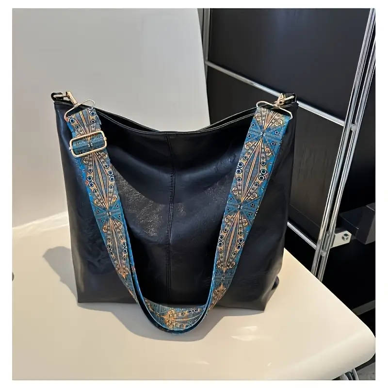 Bohemian Style Large Capacity Women's Shoulder Bag