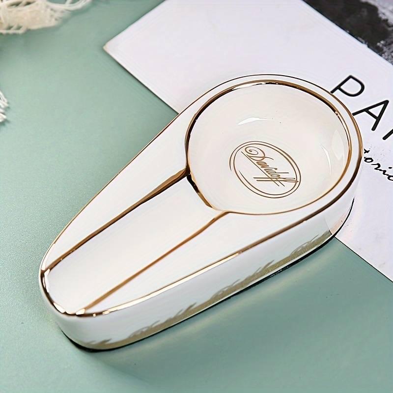 1pc Elegant Ceramic Cigar Ashtray Portable Creative Accessory for Smokers Ideal Living Room De