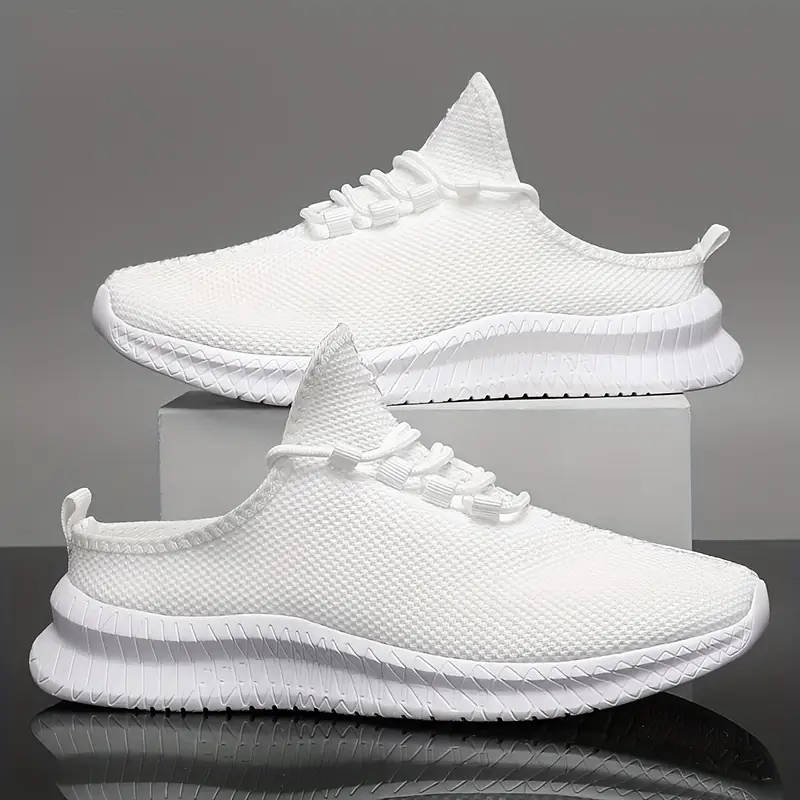 Mens Casual Athletic Shoes - Breathable Mesh Fabric, Low-Top Lace-Up Shoes SIZE UK 9
