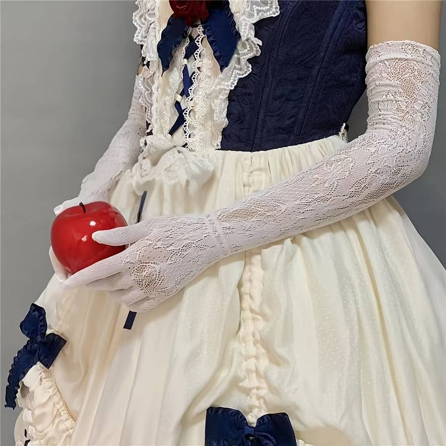 1 Pair White Vintage Long Lace Gloves
