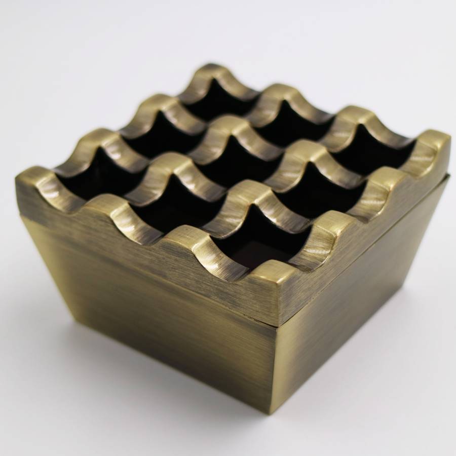 1pc Classic Metal Ashtray for Cigarettes Cigars Windproof Perfect for Outdoor Use Restaurants