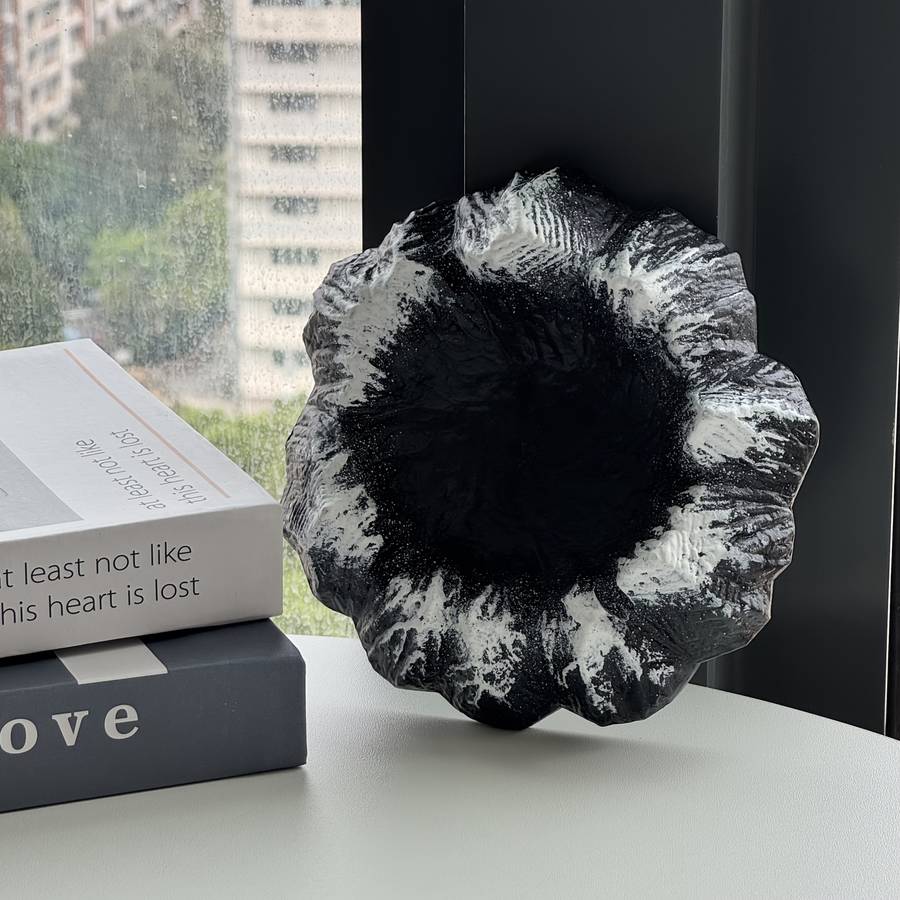 1pc Volcano Mountain Ashtray Rustic Plastic Irregular Shape Desktop Decor No Electricity Needed