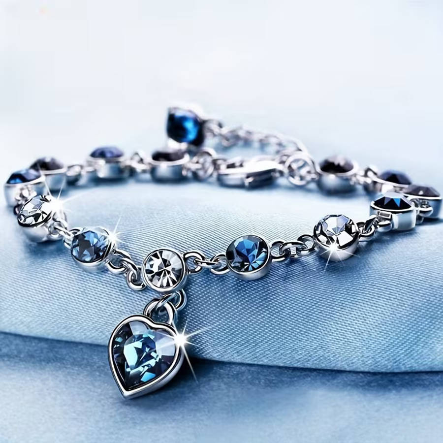 Stylish and Elegant Ocean Heart-Inspired Women's Bracelet