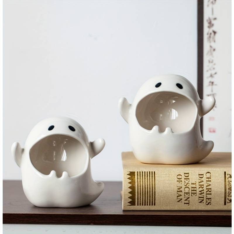 1pc Cute Ghost Ashtray Ceramic Irregular Shape High-End Decoration No Electricity Required for