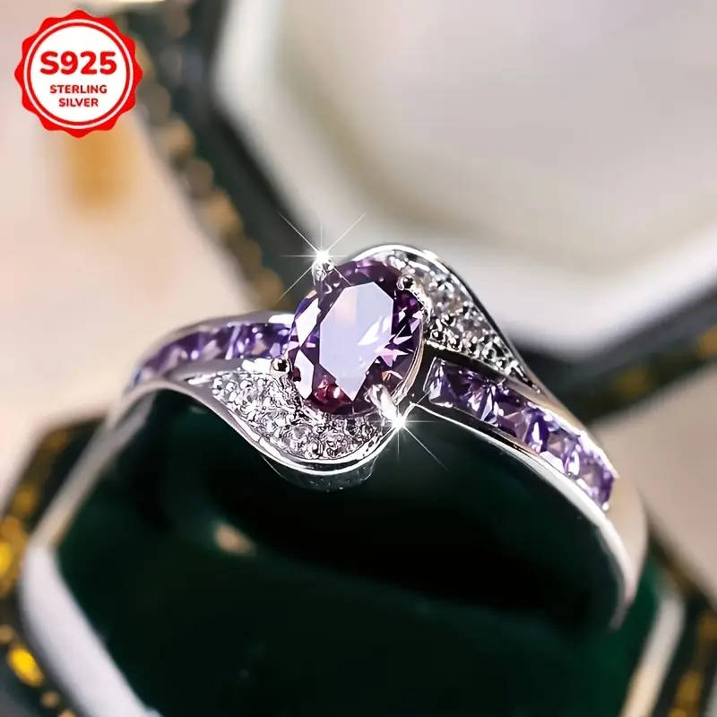925 Silver Elegant Ring Adorned with Sparkling Cubic Synthetic Zirconia