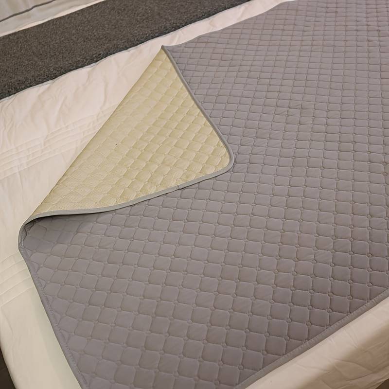 1piece Ice Silk Checkered Pad   Blue Cooling Pad