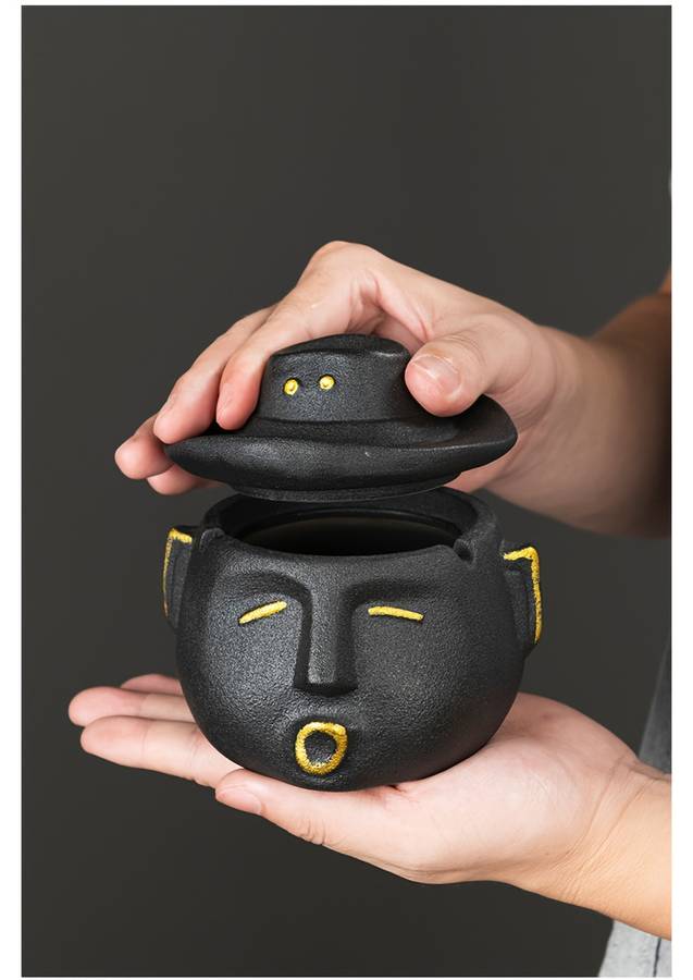 Unique Ceramic Ashtray With Lid C Stylish Cowboy Hat Design Black Yellow Aesthetic Home Deco