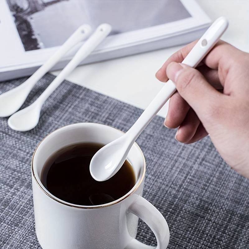 10pcs set Ceramic Spoon Coffee Stirring Spoon Creative 13cm Long Handle White Porcelain Spoo