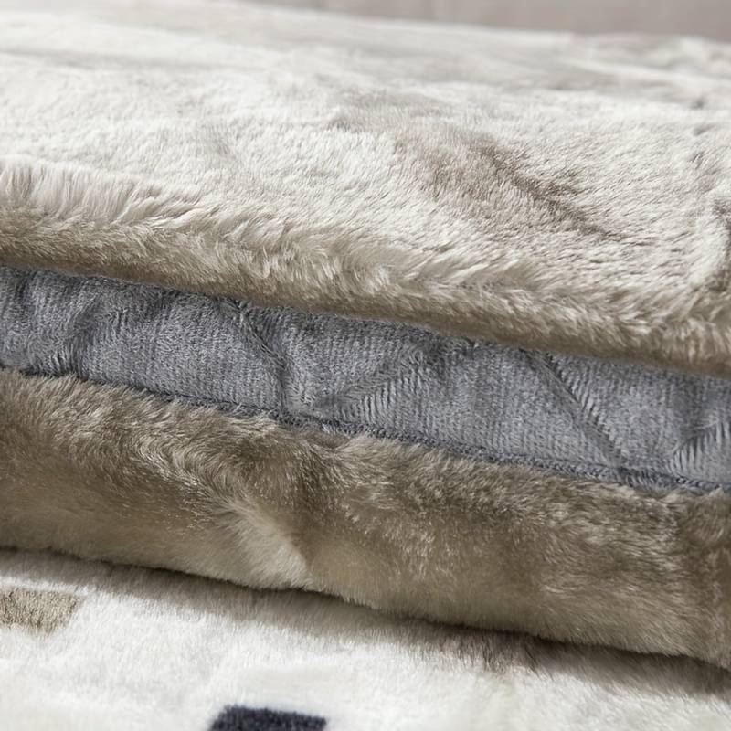 1ps Blanket Color Black And White Style size 200x230cm 78.74x90.55inch