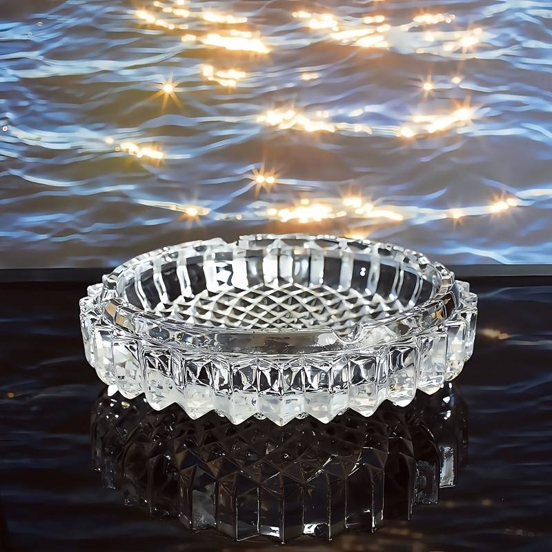 1pc Elegant Mesh Texture Crystal Ashtray Heavy-Duty Glass Cigarette Holder with Intricate Geometr