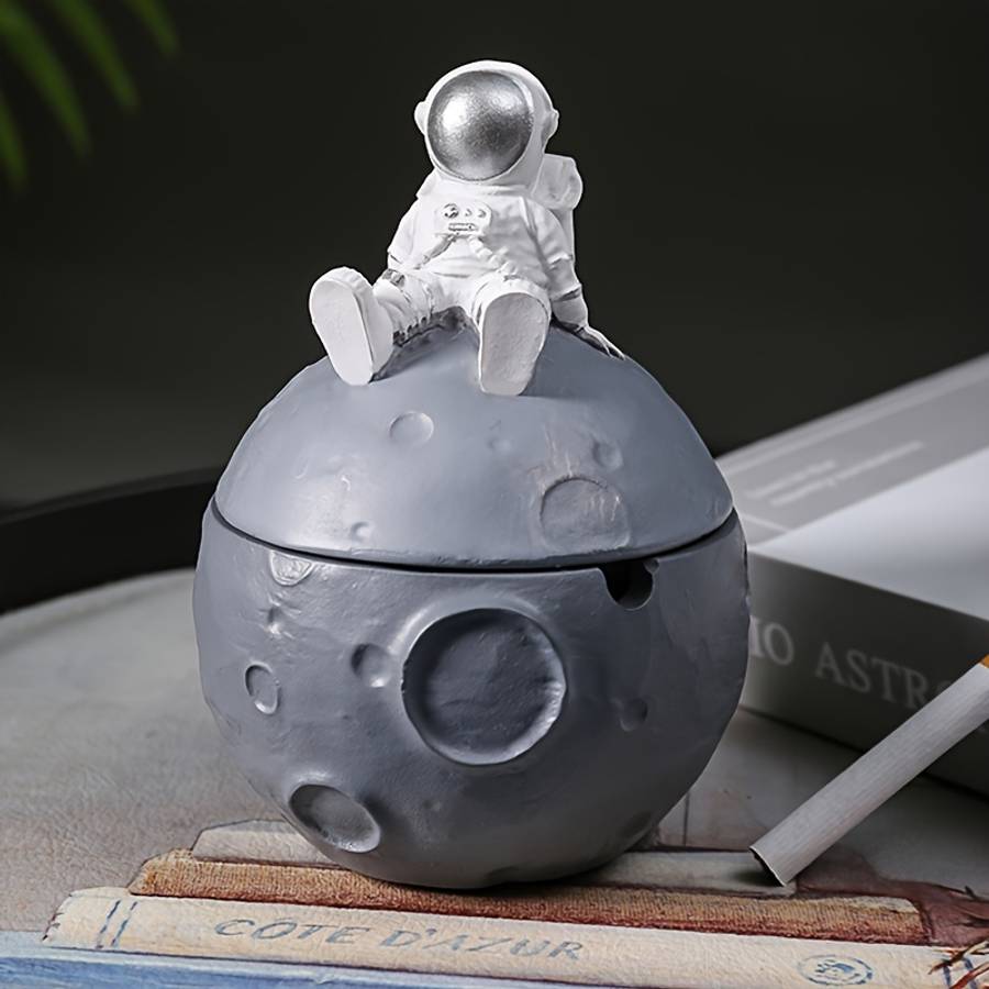 1pc Astronaut Decoration Ornament With Lid Featuring A Space-themed Resin Craft Suitable For Home