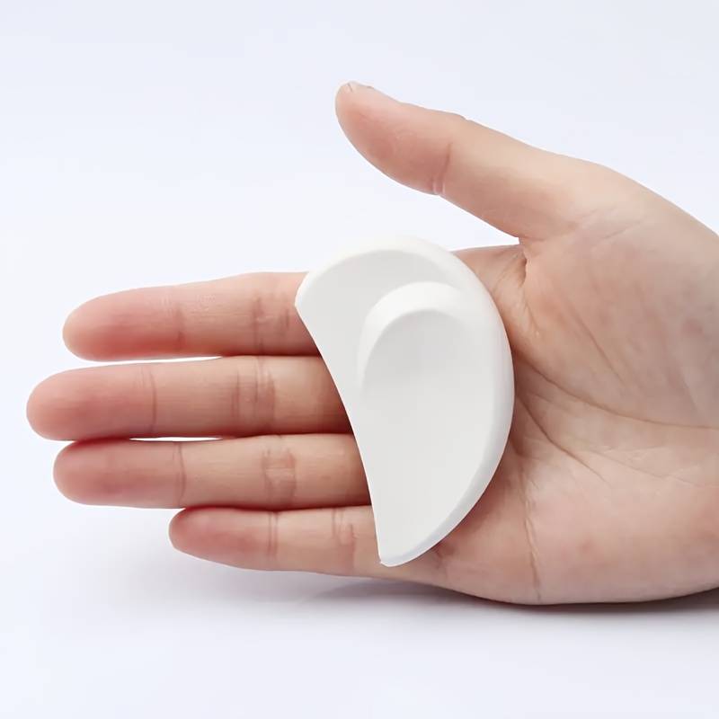 1pc Cute Crescent Nail File Manicure Filing Tool Unscented Nail Shaper for Home and Salon Use