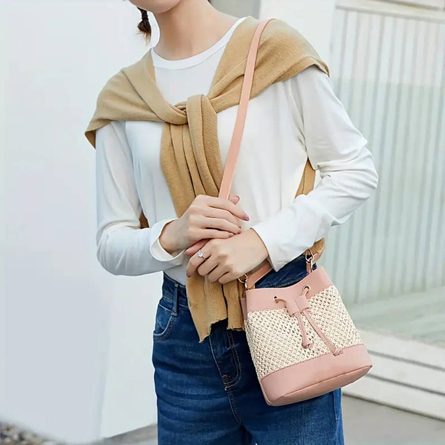 Chic Hollow-Out Bucket Bag