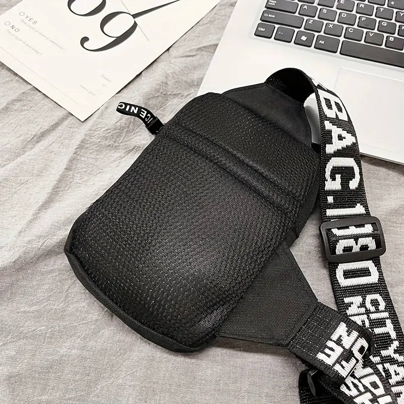 1pc Trendy Men's Nylon Chest Bag with Headphone Design Casual Mini Crossbody Satchel Sporty Adjustab