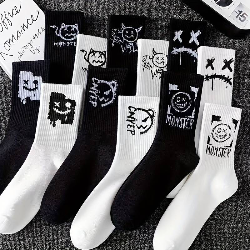 5 Pairs Random Black And White One Size High Elastic Socks