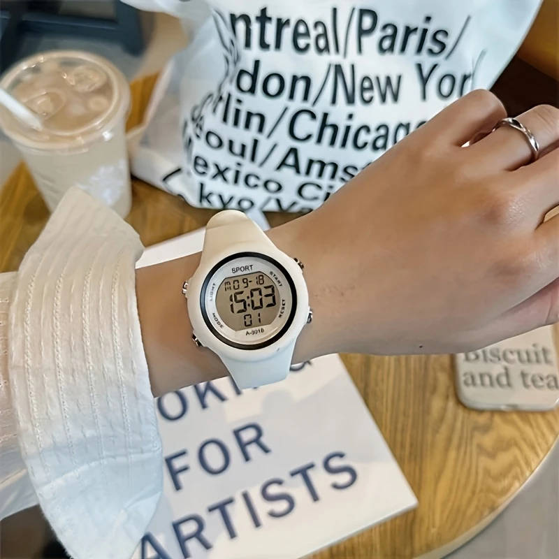 Stylish Digital Watch With Ultra-Hd Display Multifunctional Sports Casual Design