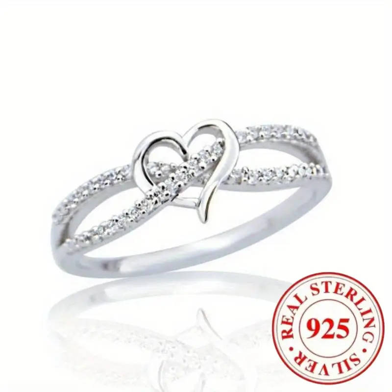 Elegant Heart-Shaped Silver Ring with Sparkling Cubic Zirconia