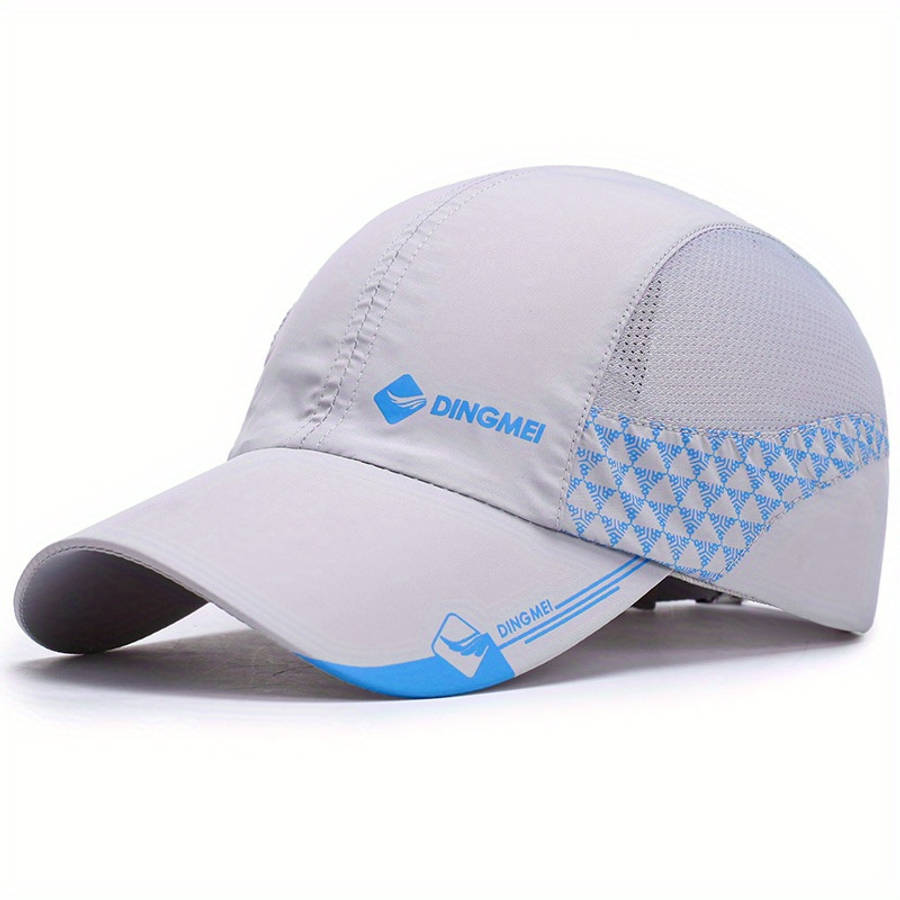 A Unisex Summer Travel Baseball Cap