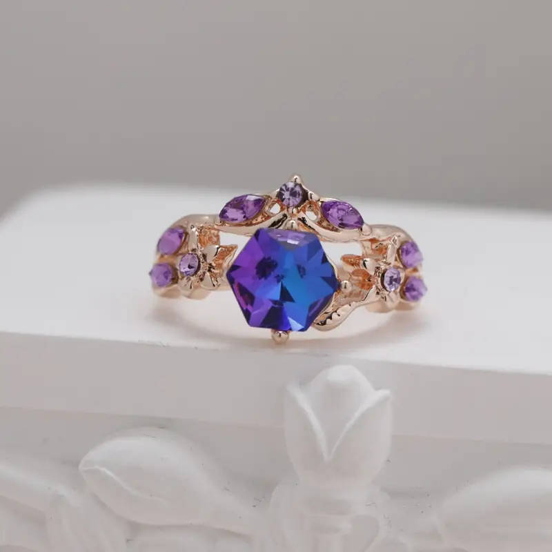 Beautifull Flower Vine Ring
