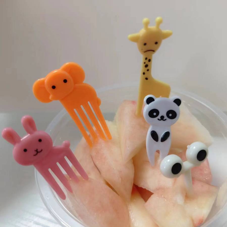 10pcs Fruit Forks Creative Animals Style Fork Dessert Fork Small Plastic Fork for Home Kitch