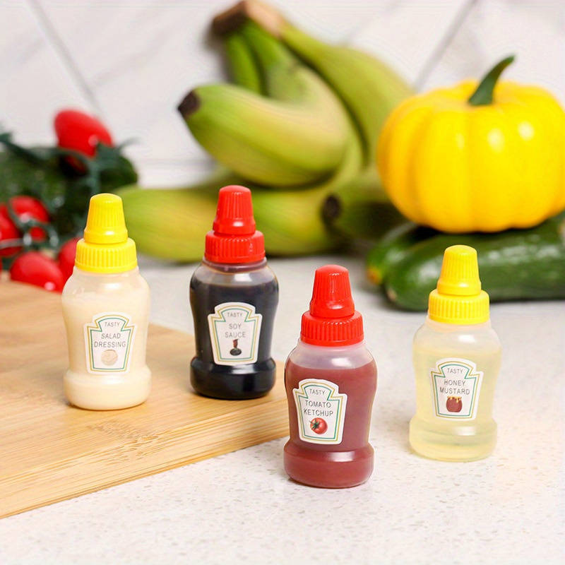 4pcs Mini Condiment Squeeze Bottles Leakproof Reusable Plastic Containers for Ketchup Mayon